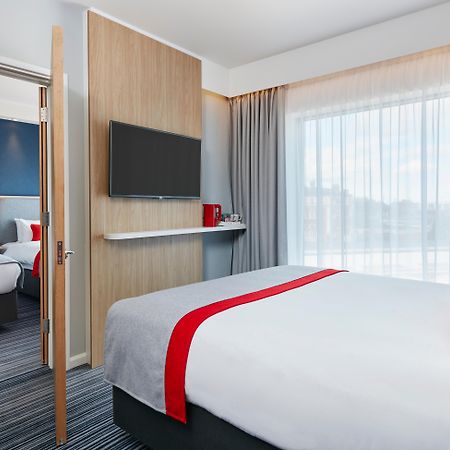 Holiday Inn Express Grimsby By Ihg Екстериор снимка
