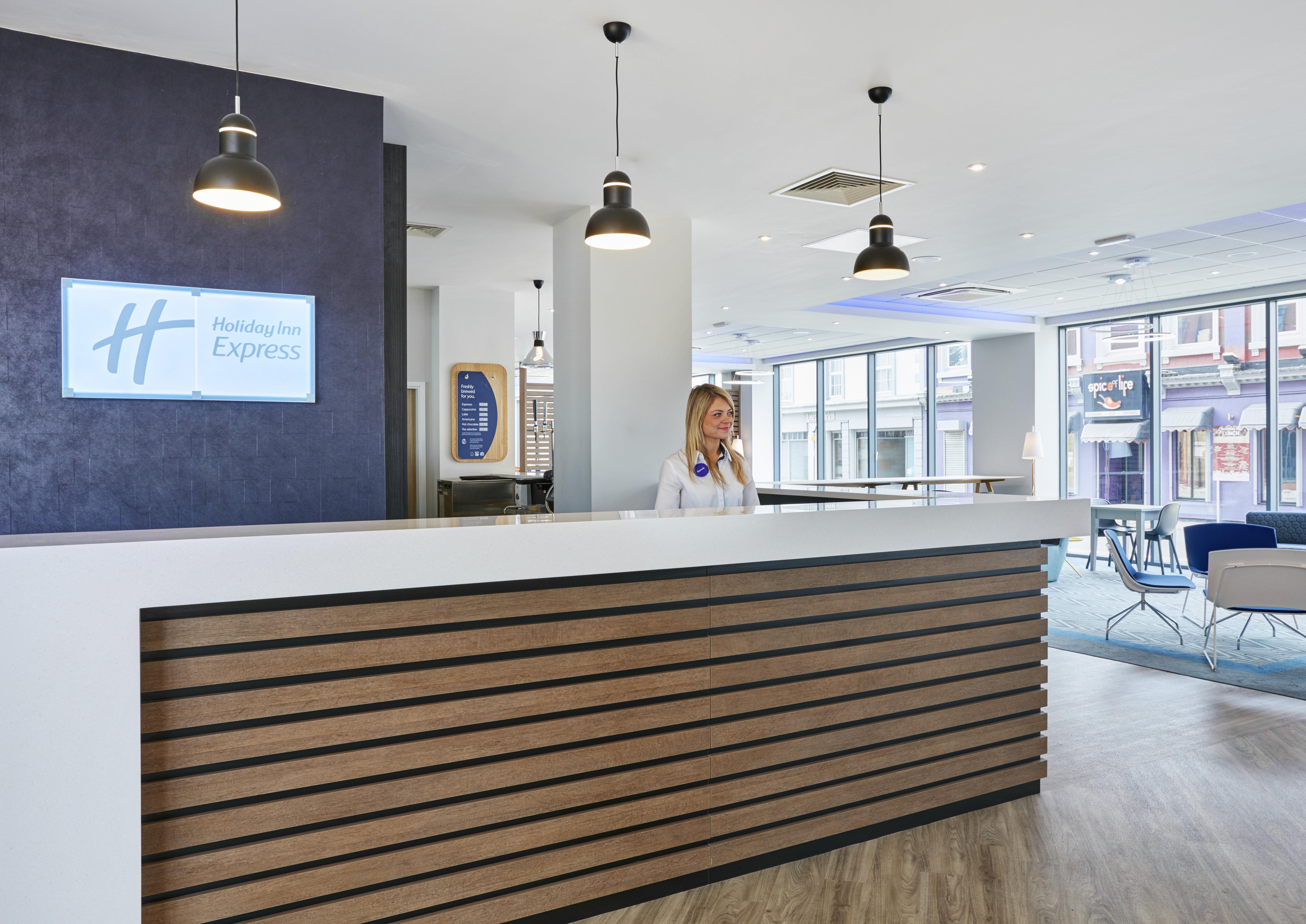 Holiday Inn Express Grimsby By Ihg Екстериор снимка